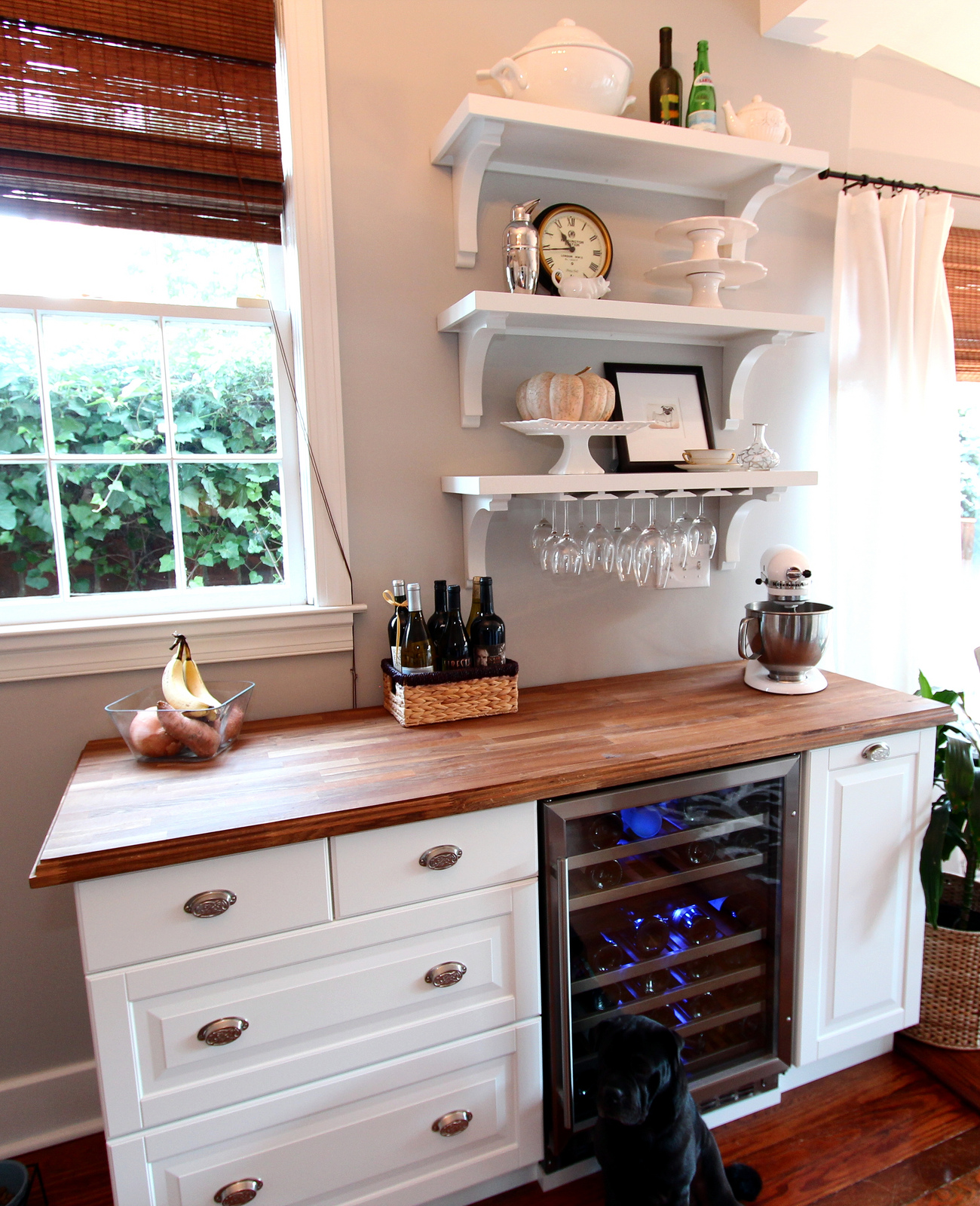 Numerar Akurum Diy Chic Wine Bar Livemodern Your Best