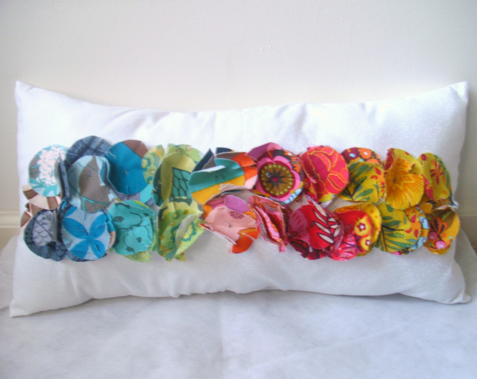 Sew Homegrown DIY Color Path Pillow