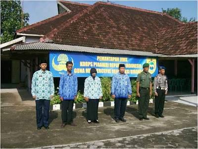 KOMSOS DANRAMIL-10 DIM 0725/SRAGEN DENGAN APPEM TANGEN KOMSOS DANRAMIL-10 DIM 0725/SRAGEN DENGAN APPEM TANGEN