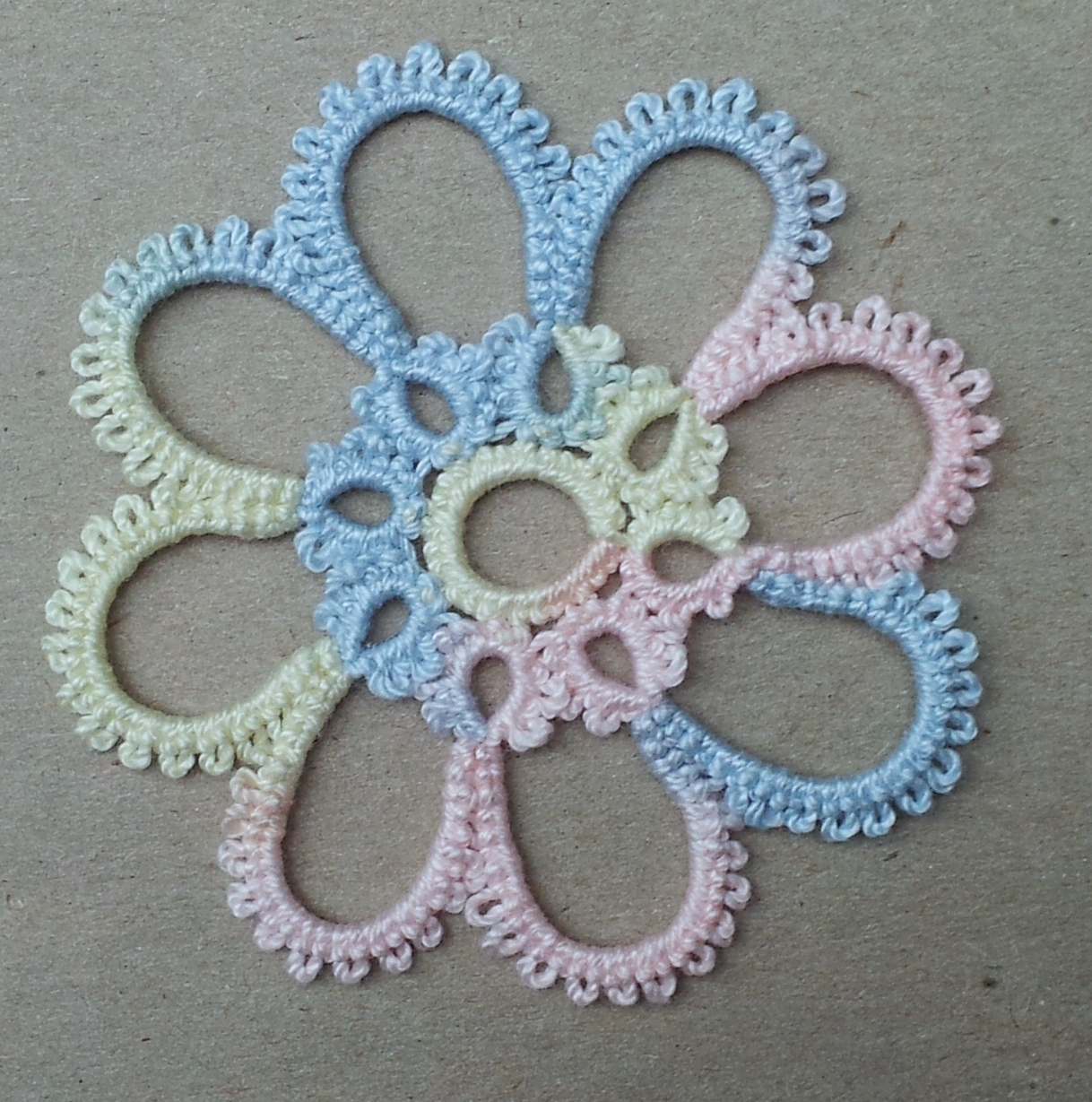 Tatting Between Words Busy days can't keep tatting away!
