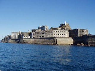 Pulau "Hantu" Hashima, Jepang