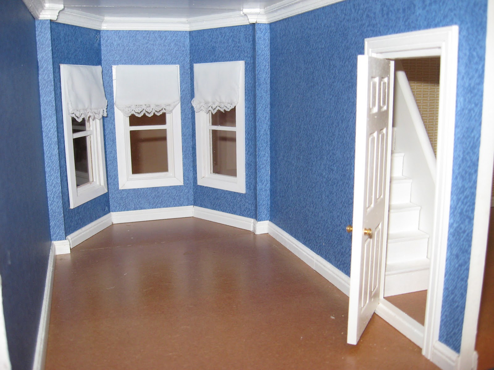 Little Darlings Dollhouses Finished Princess Anne Dollhouse For Sale