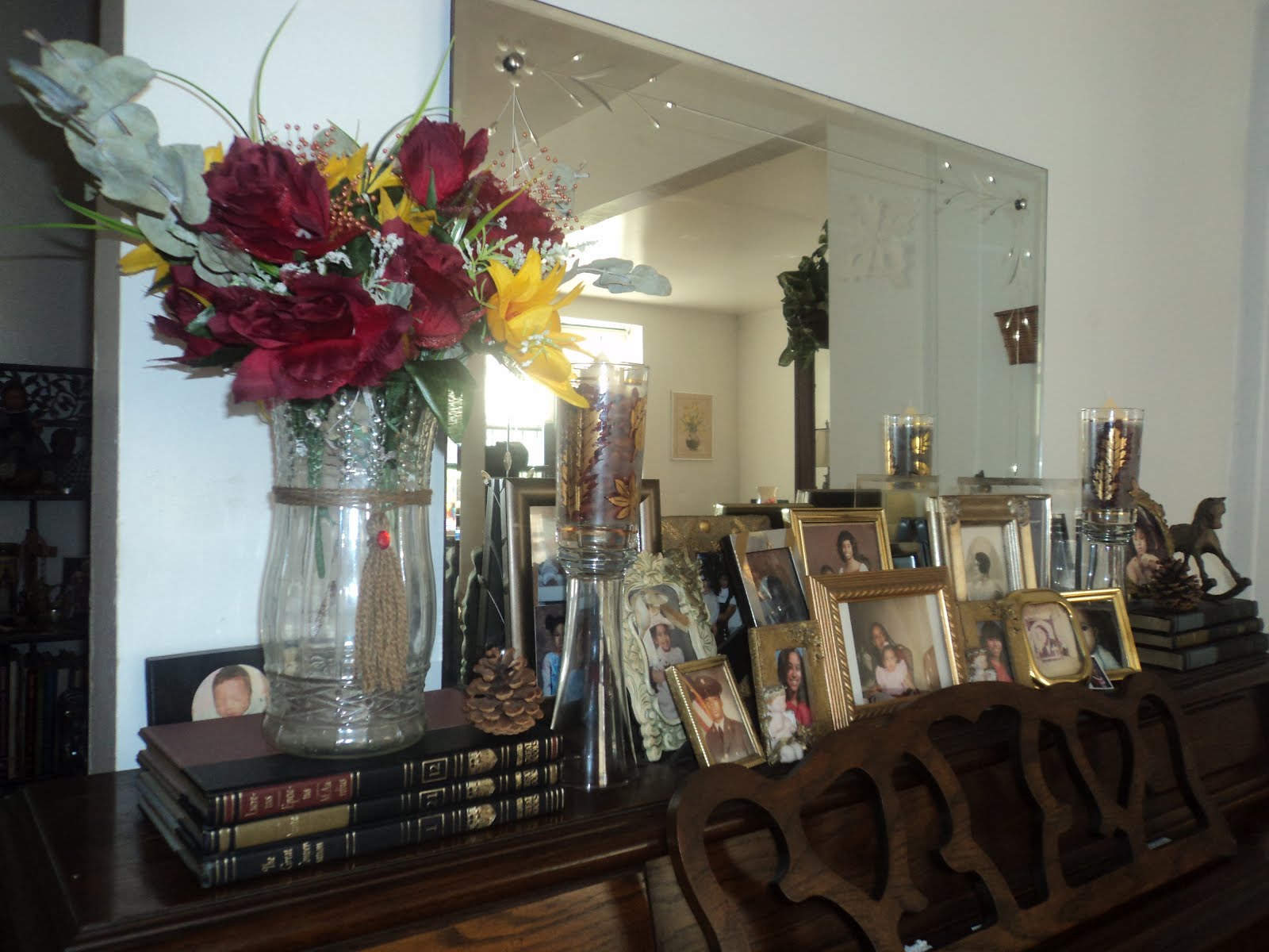 Lucia Loves Decor Piano Top Decor