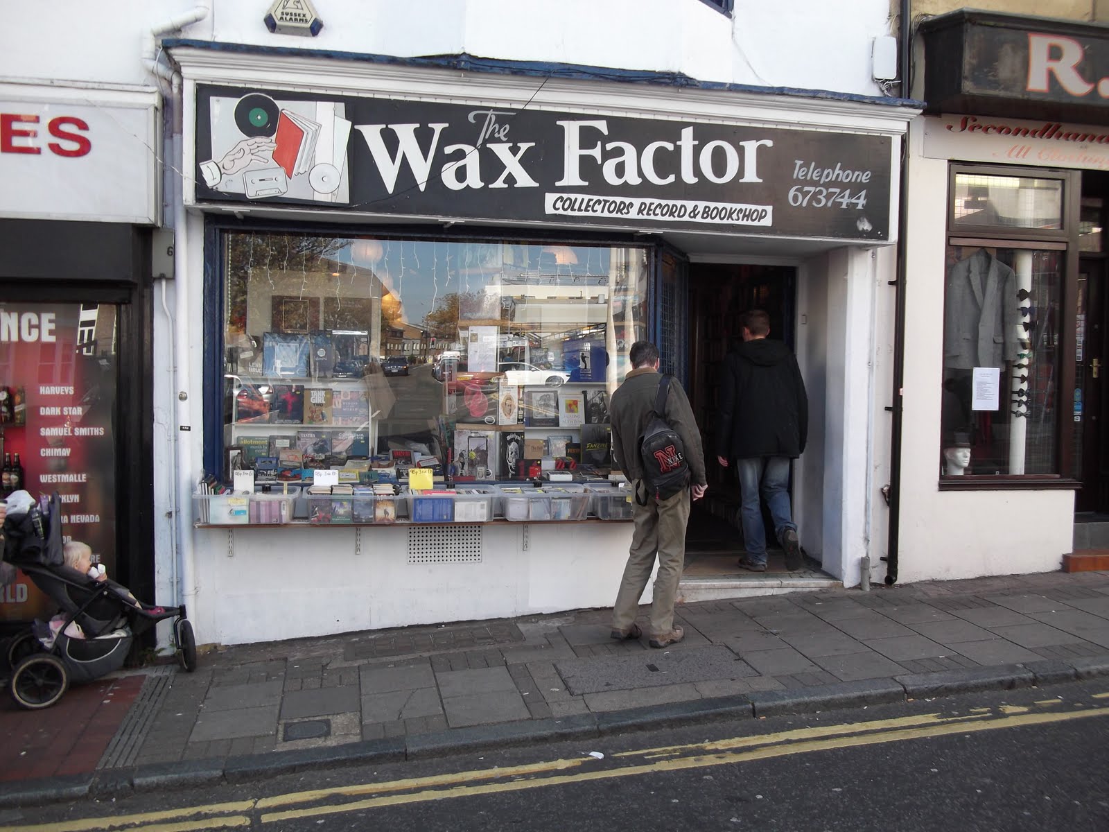 MuhMur Secondhand Records Shops 15 Brighton