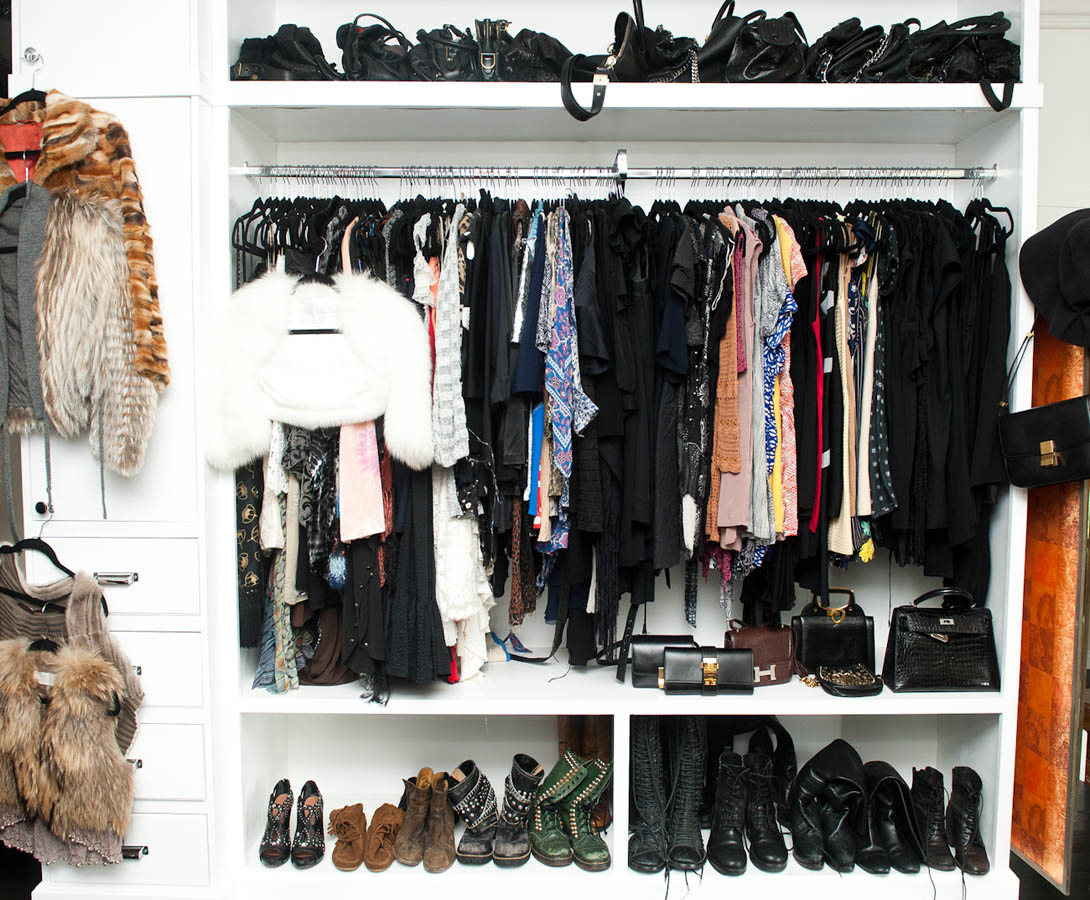 GREEN WITH CLOSET ENVY! COCOCOZY
