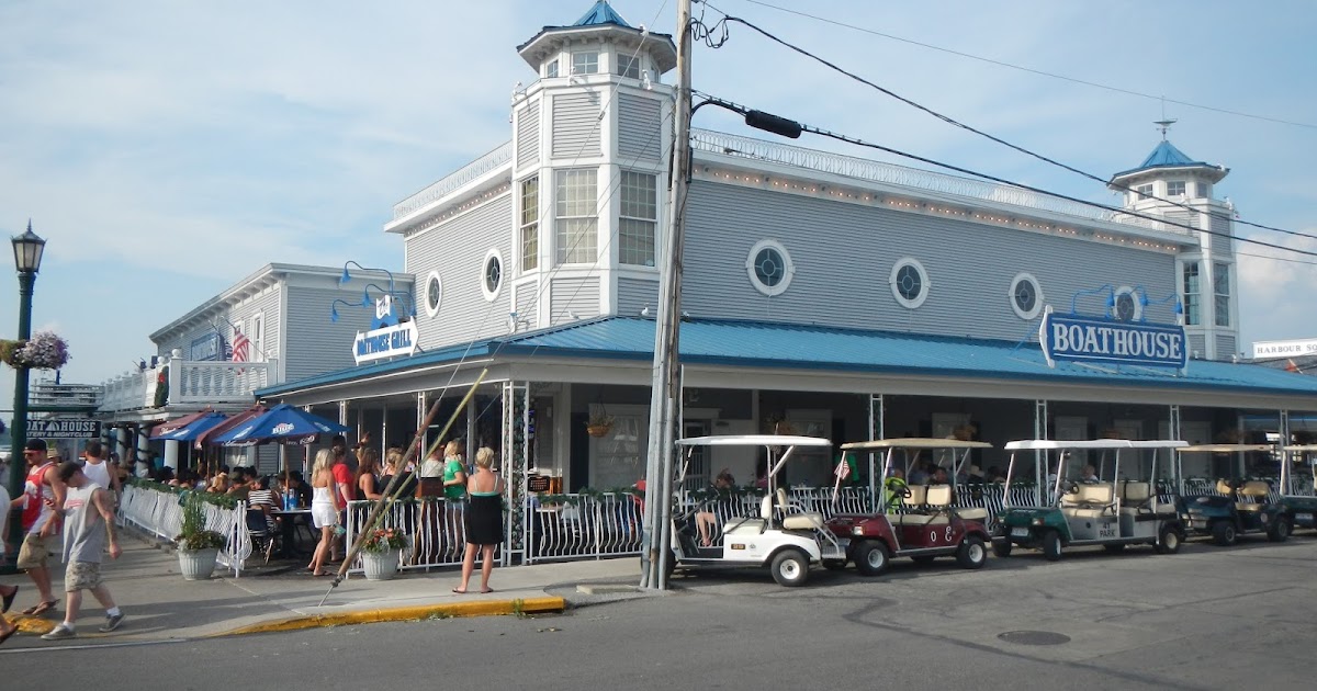 Big Daddy Dave Boathouse Grill at PutinBay Ohio