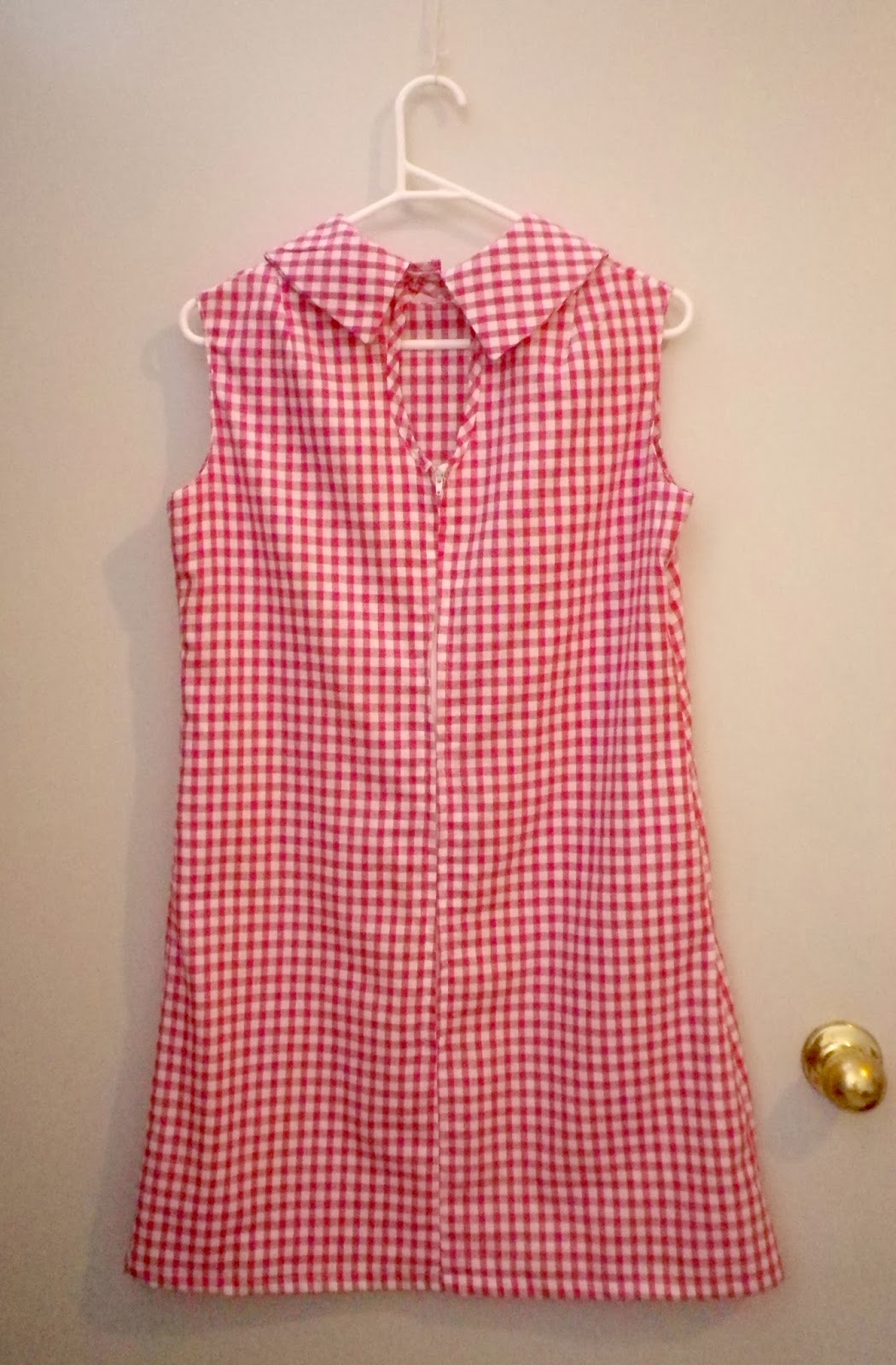 Sewing the 60s Biba's Pink Gingham dress