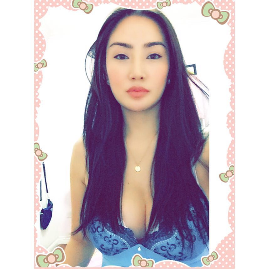 Sexy Asian Women - Beautiful Asians / Cute Asian Girls 