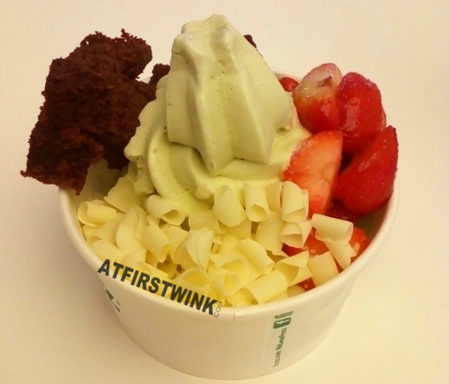 Review: Frozz matcha frozen yogurt