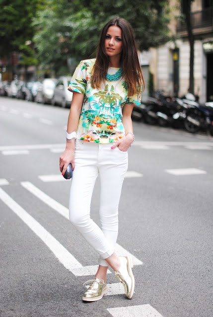 уличная мода лето, белые брюки как носить