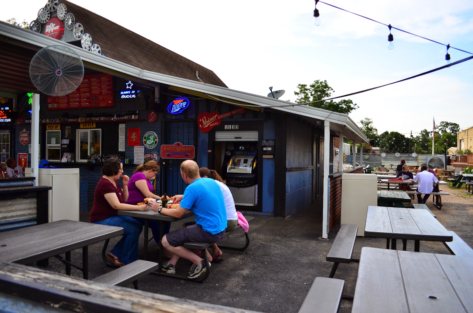 Hedofoodia Hubcap Grill & Beer Yard, Houston
