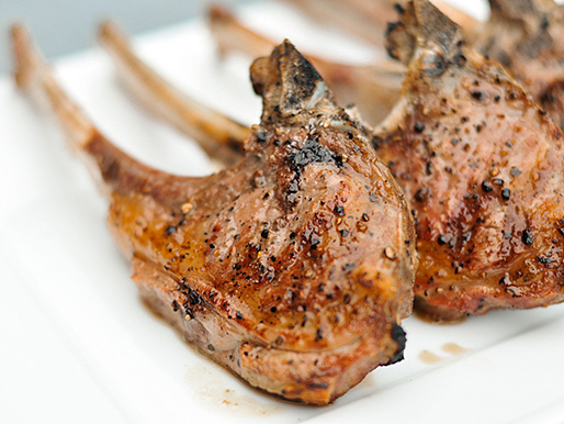 http://2.bp.blogspot.com/-vlojI5kXPqI/UNrQ23etc2I/AAAAAAAABp8/eMpAuN4oz98/s1600/20120702-213068-grilled-lamb-chops-finished.jpg