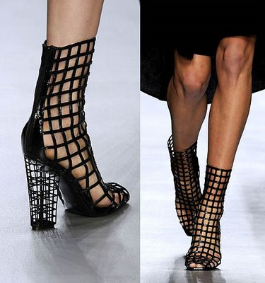 Captured Women Wearing Boots Captured Women Wearing Boots