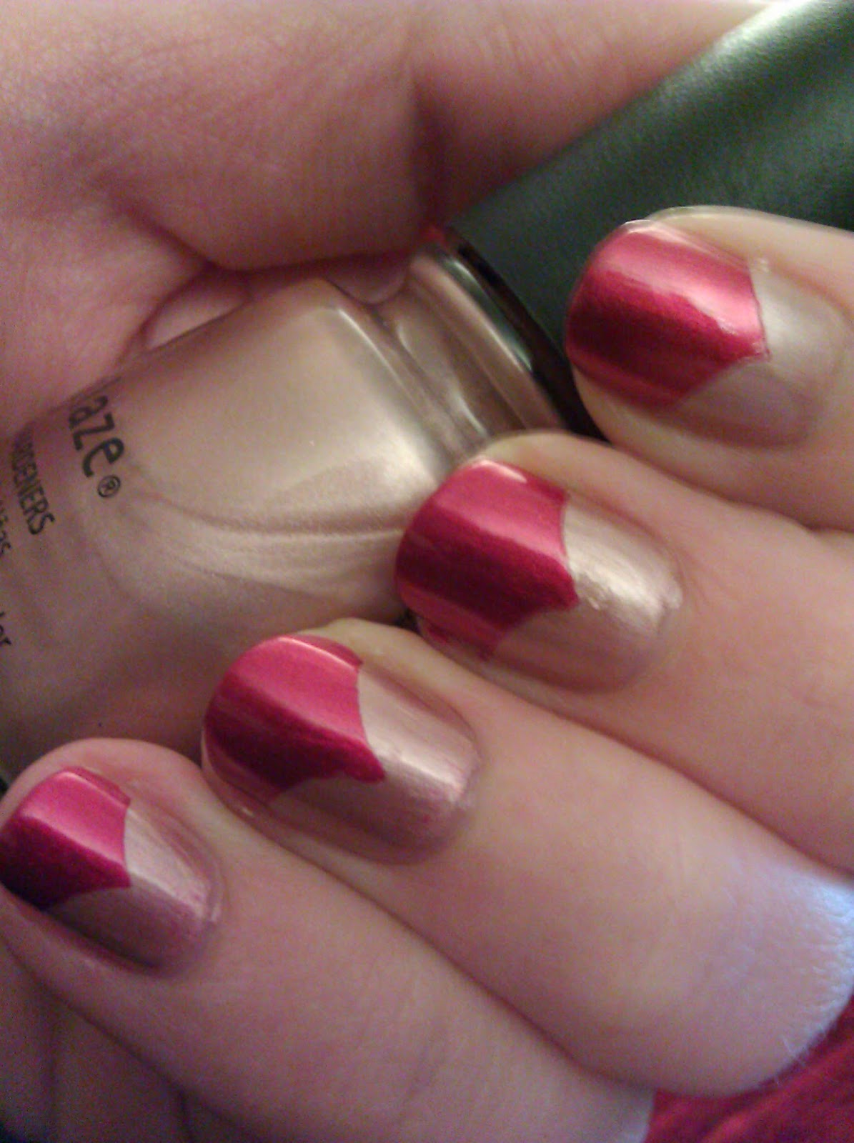 IMMAGINE GENIALE LA NUOVA MANICURE PEELOFF