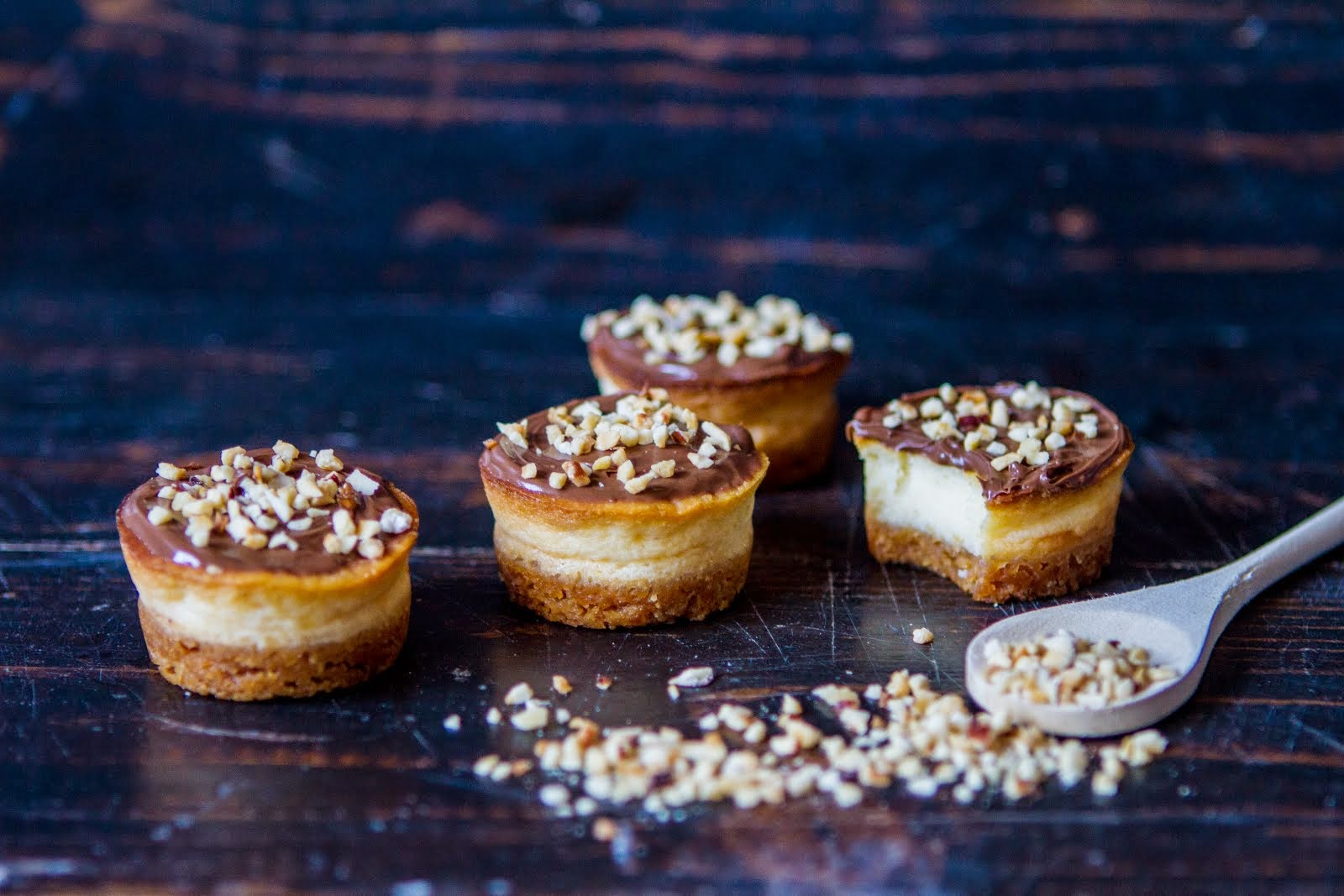 CHEESECAKE BITES