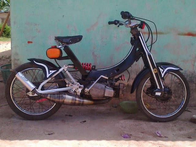 Inilah koleksi gambar dan foto modifikasi motor Koleksi Gambar Modif Motor Tua Yamaha