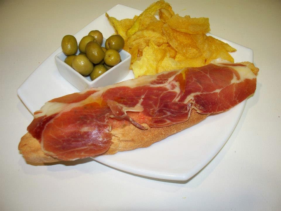 Guía del mejor tapeo por Granada - Sercotel Gran Hotel Luna de Granada Guía del mejor tapeo por Granada - Sercotel Gran Hotel Luna de Granada