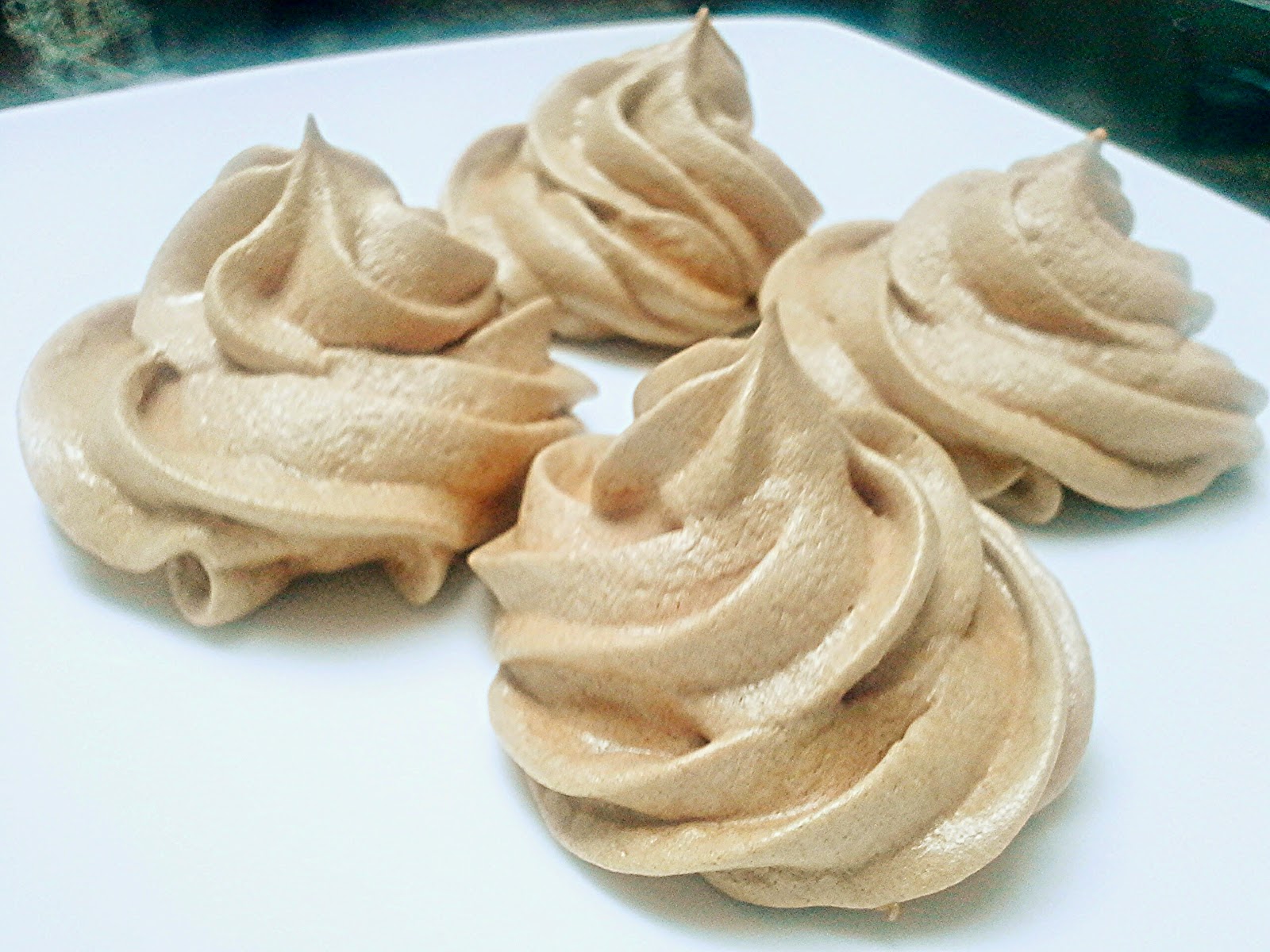 Ally in Cali Meringue chocolate caramel roses
