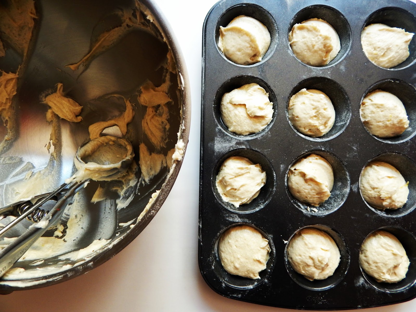 Cupcakes de Lavanda con Frosting Ligero de Queso Crema Bruni´s