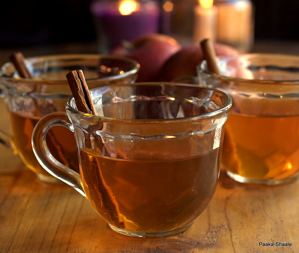 PaakaShaale Warm apple cider A perfect drink for a cold evening