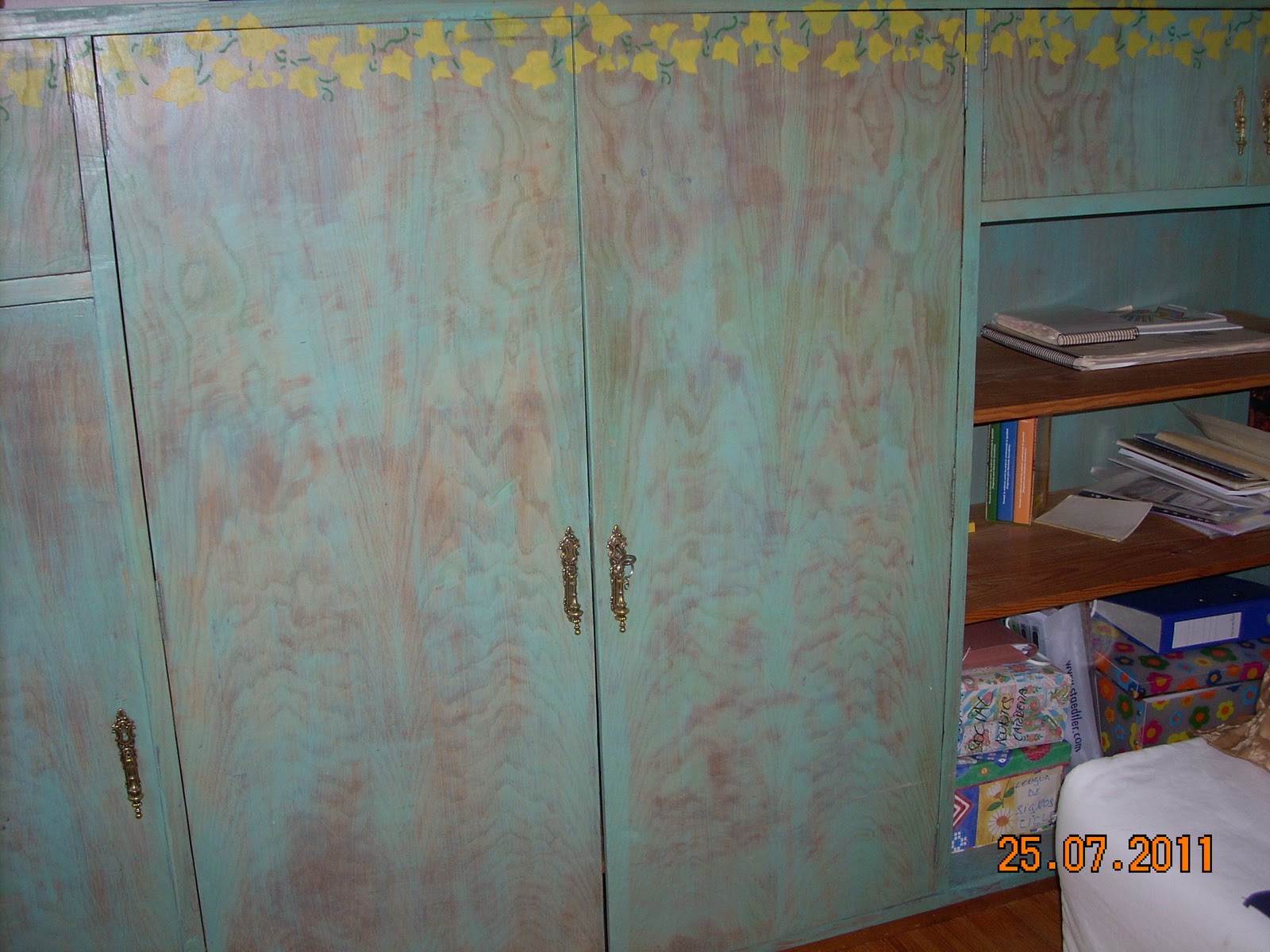 Burbujela: MUEBLE VERDE