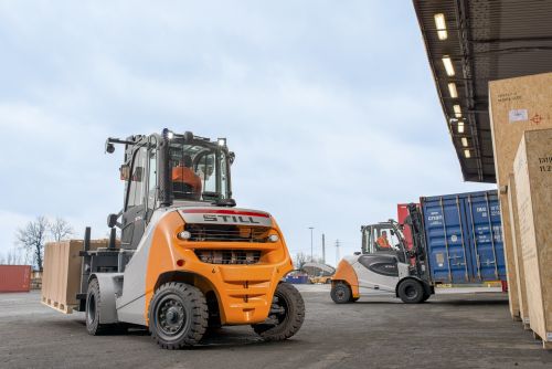 Xe nâng Diesel 6-8 tấn Still Xe nang diesel still