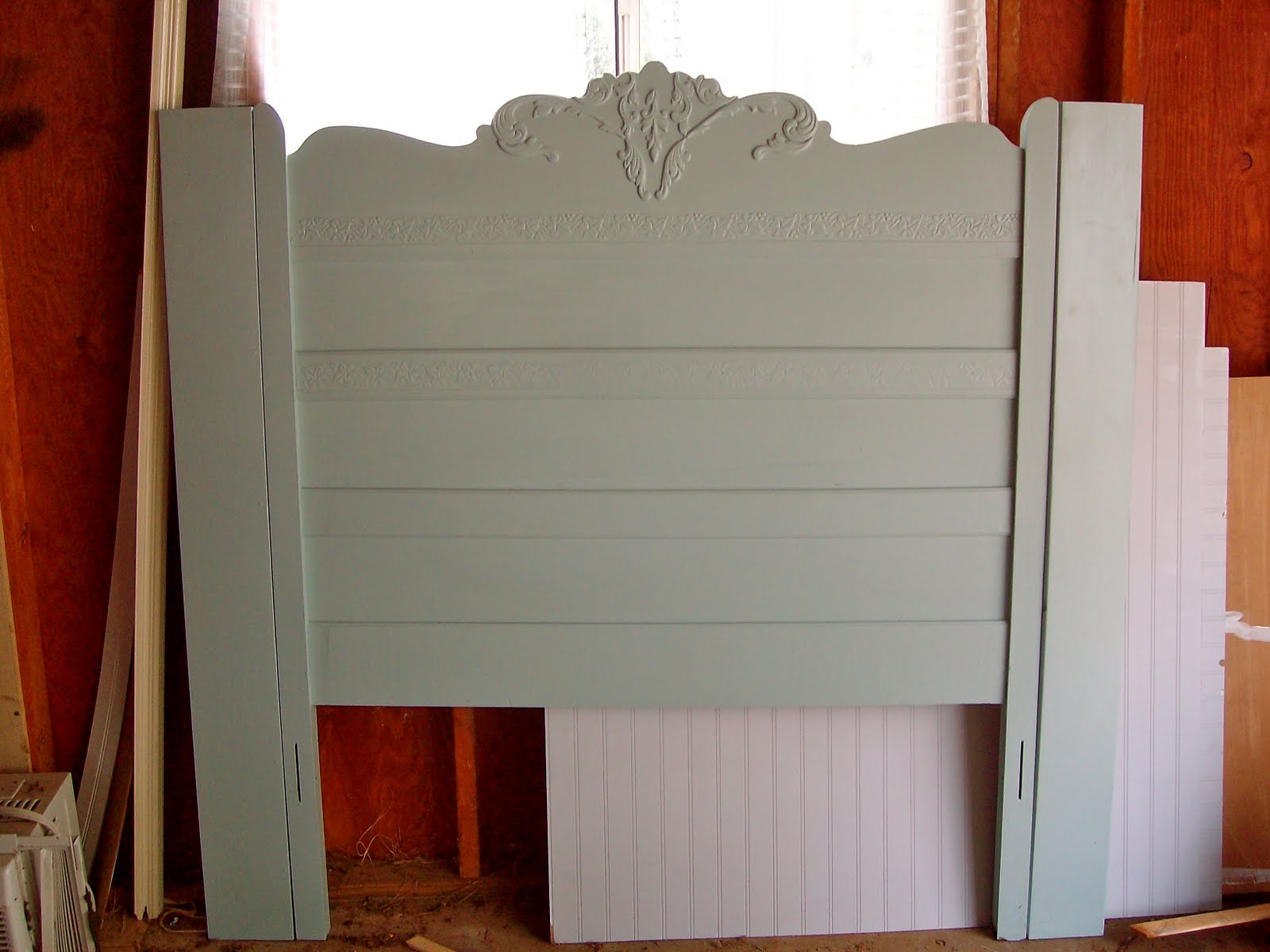 Mrs. Livin the Dream antique headboard makeover.