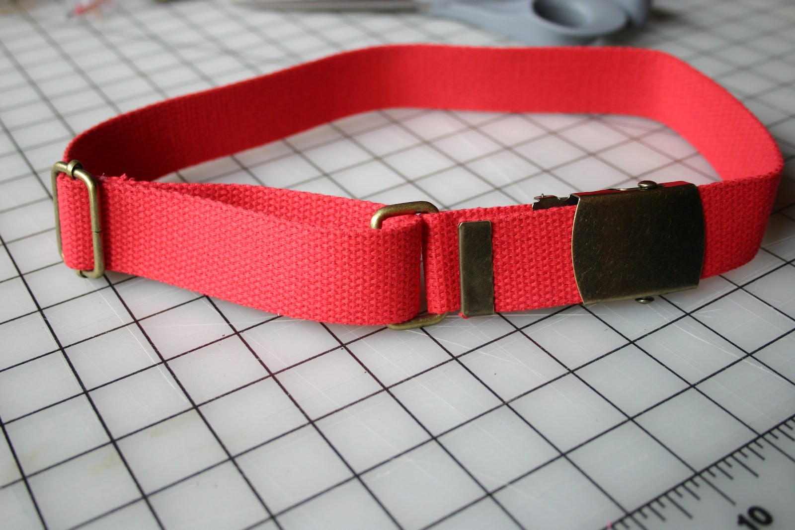 CelloRaisen Design Your Life's Style An Adjustable Belt In No Time!