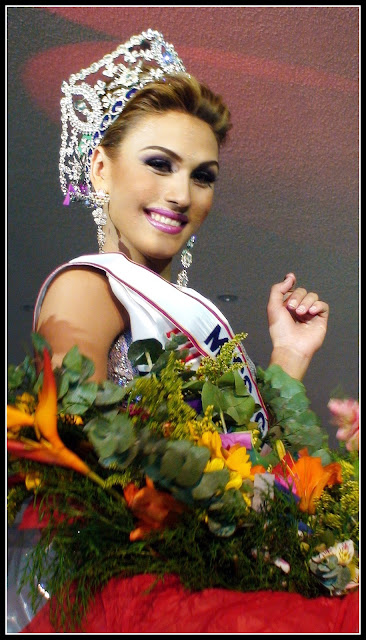 Isabella Santiago Isabella Santiago