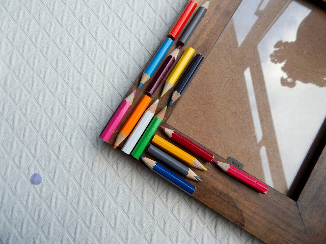 DIY Colouring Pencil Photo Frame