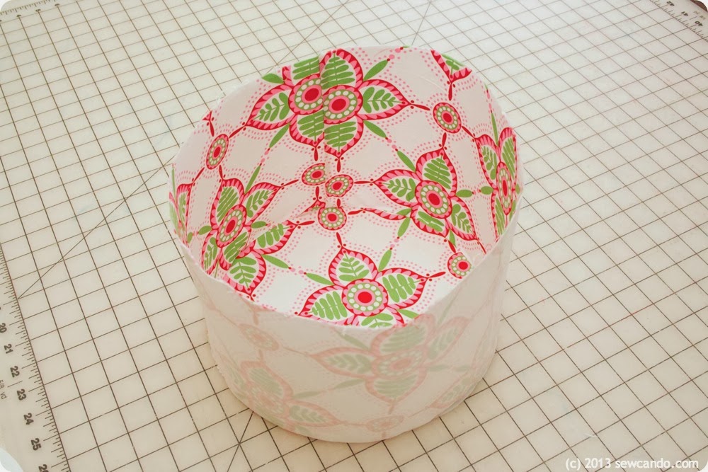 Sew Can Do Reusable Holiday Fabric Gift Box Tutorial