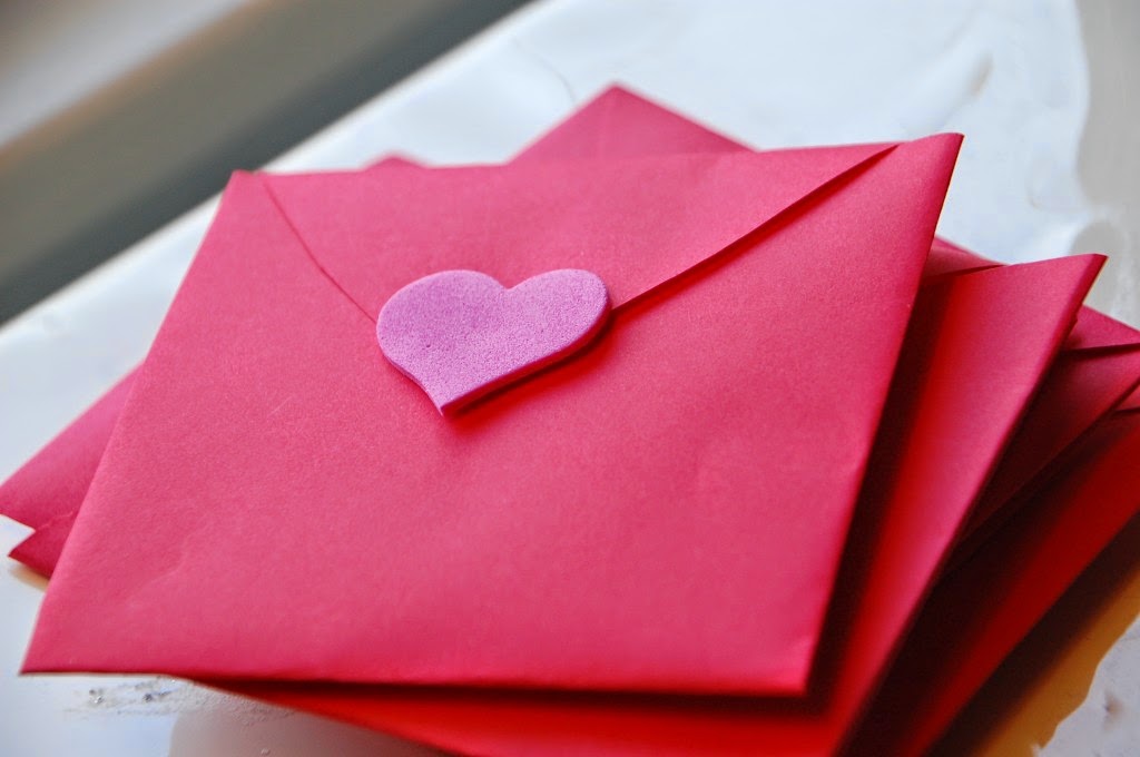 Sevgiliye El Yapimi Romantik Zarf Hediye Gurmesi