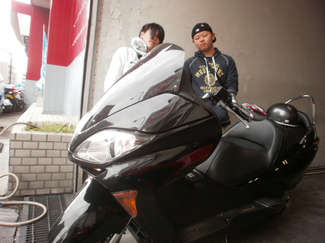 Sox練馬店blog T Max 白 展示中