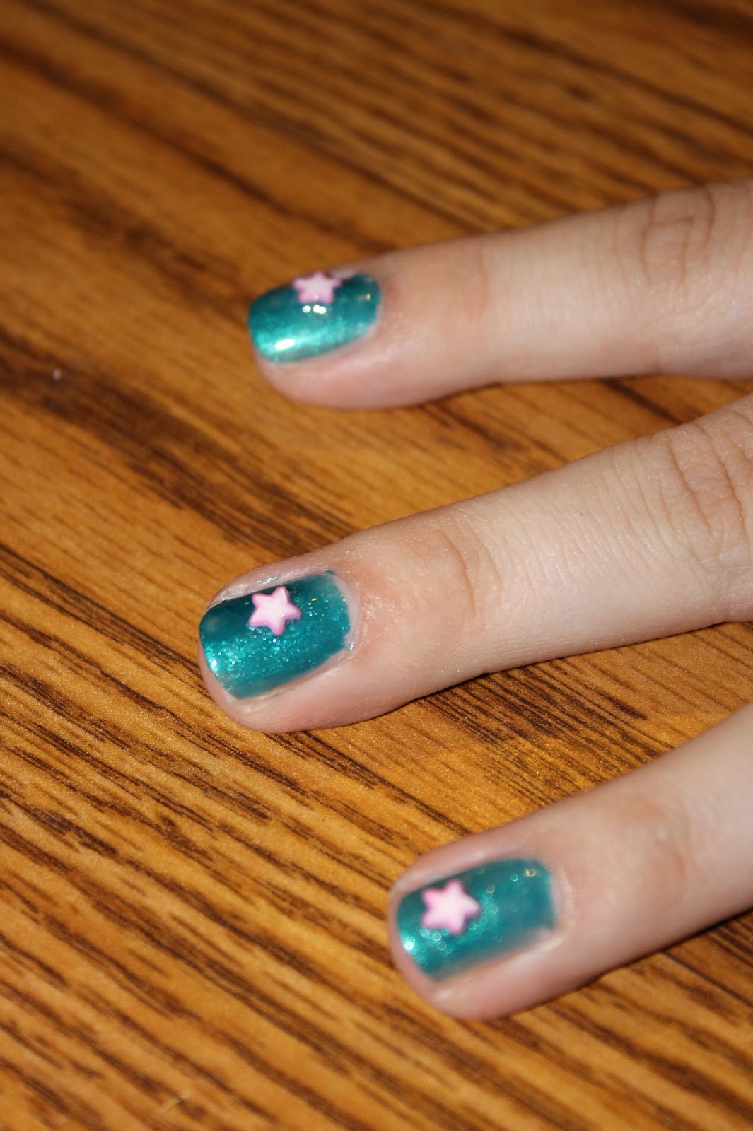 Whitt's Kits Fabrics & Crafts Experimenting with Nail Art