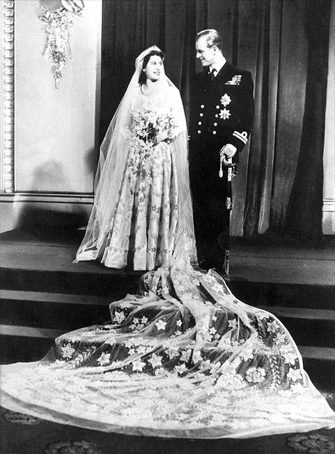 Queen Elizabeth II wore queen elizabeth ii wedding day. Queen Elizabeth II wore