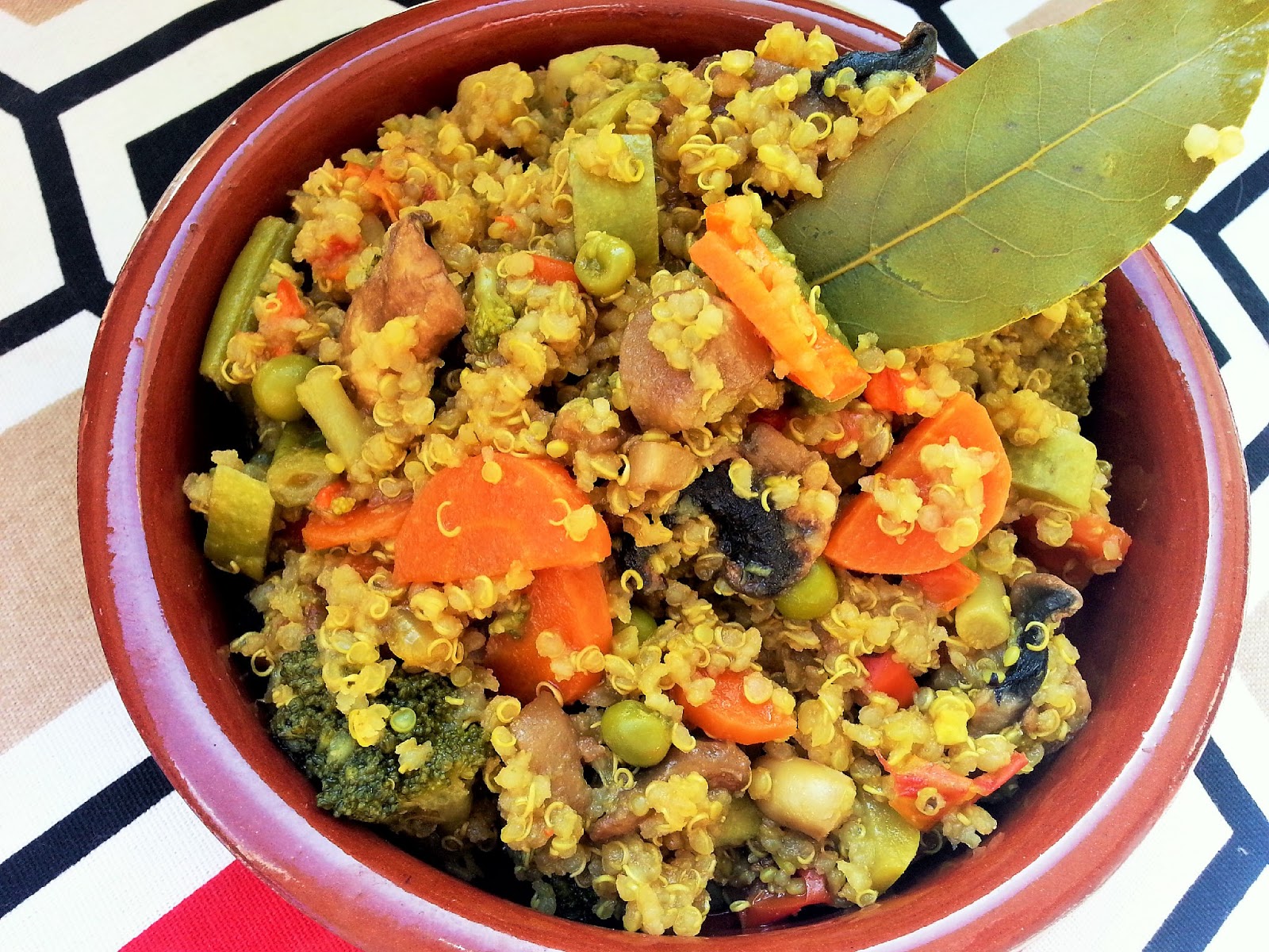 Vegspiration Blog de inspiración vegana Paella de quinoa