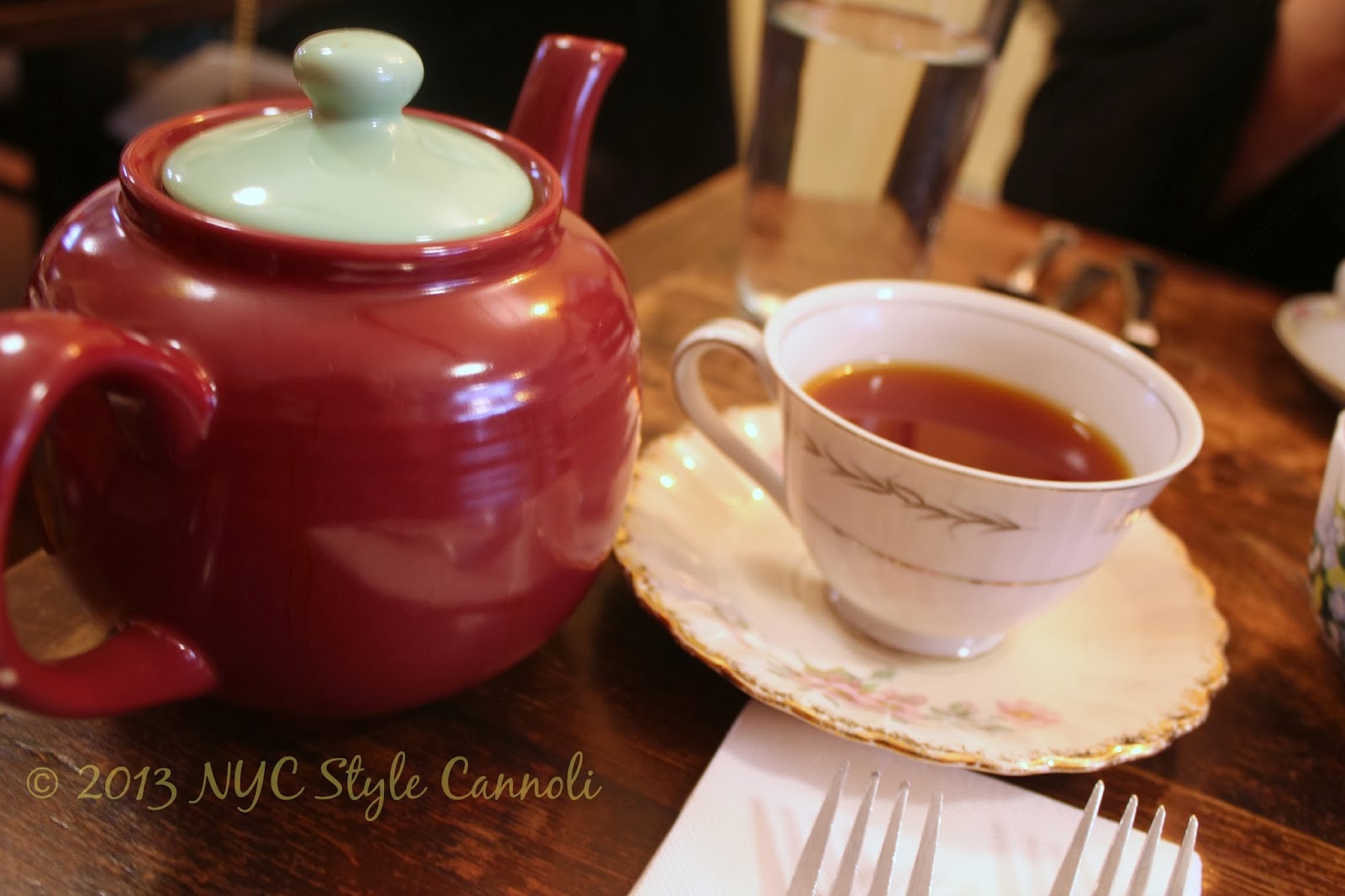 Alice's Tea Cup NYC, Style & a little Cannoli