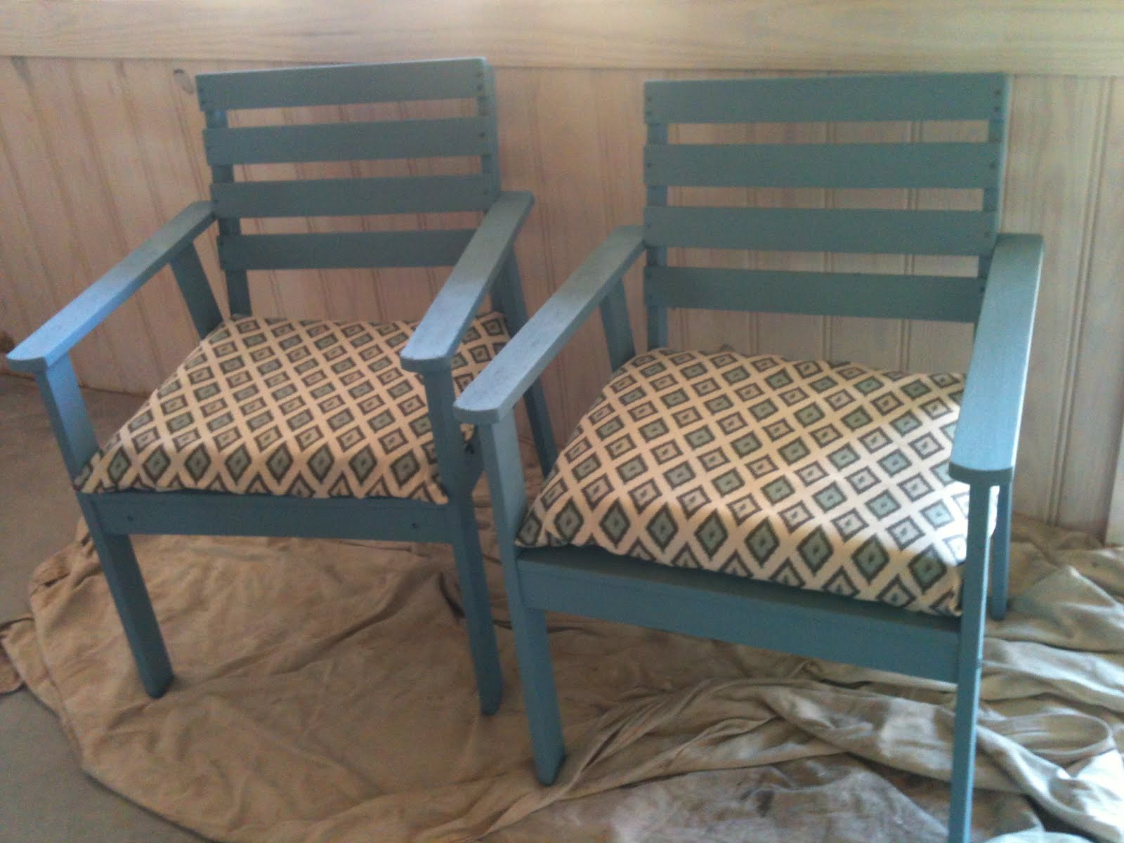 Made Down South Weathered deck chairs transformed with blue stain and