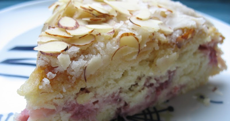 Strawberry Crunch Cake Recipe Strawberry Crunch Cake Recipe