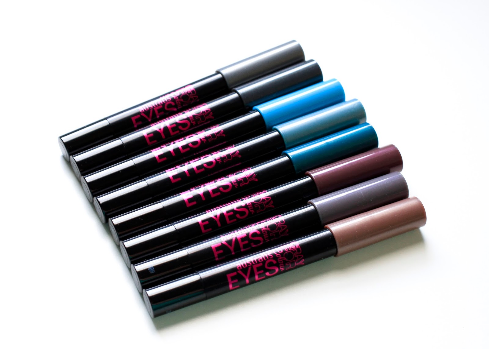 Australis "Cray for Colour" Eye Shadow Crayons Review & Swatches