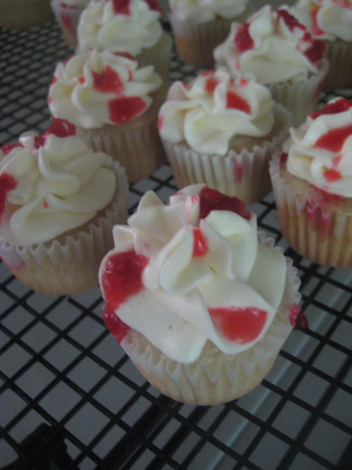 Country CupCakes Bridal Shower cupcakes