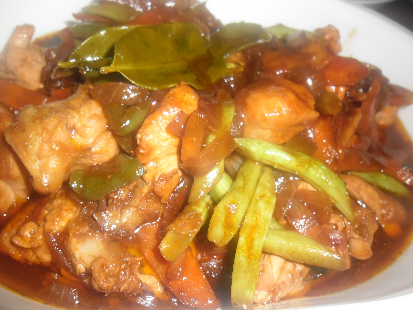 Zalekha Luvs Cooking Paprik Ayam.. Iqin request..