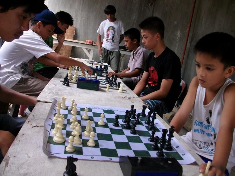 Pinasahi nga Torneyo kang Chess sa Sibalom Agosto 2012
