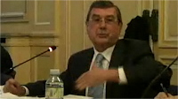 20h32: Mr Chaussat (Parti Radical) prend la parole.
