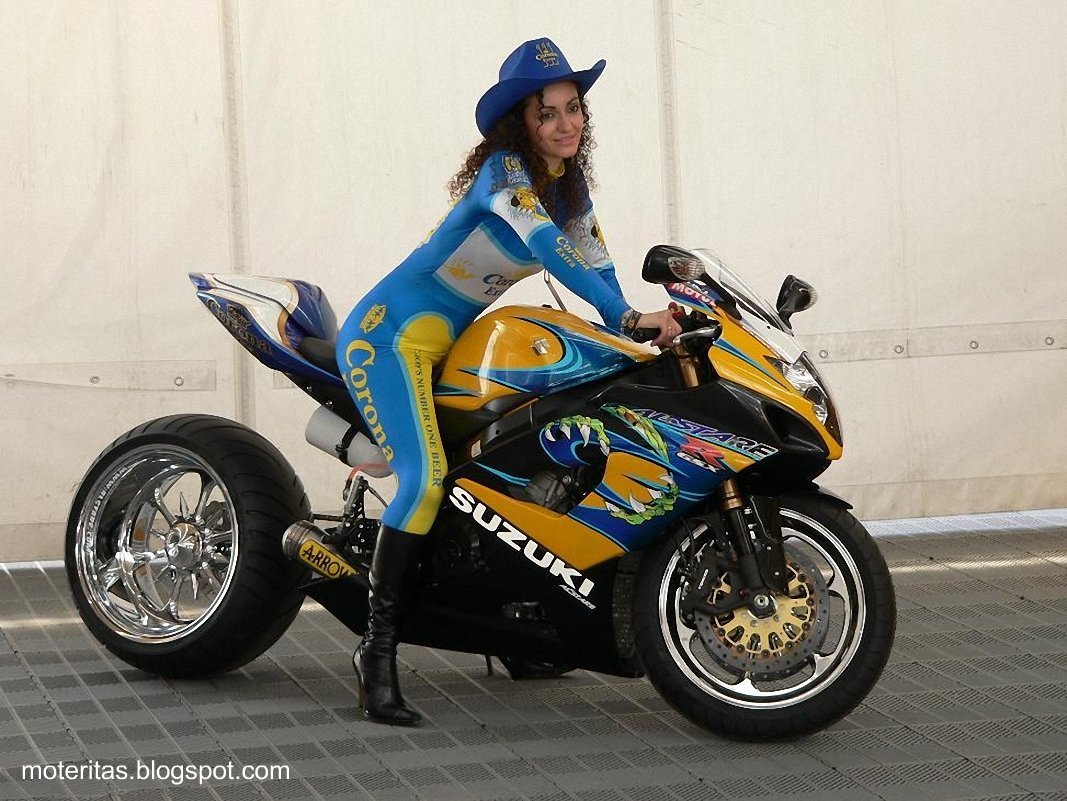 http://2.bp.blogspot.com/-w6N71HiQ1XI/TlzzPb7SggI/AAAAAAAAAM0/9-12AkE9uHw/s1600/suzuki-pista-mujer-wallpaper-moto2B255Bmoteritas.blogspot.com255D.jpg