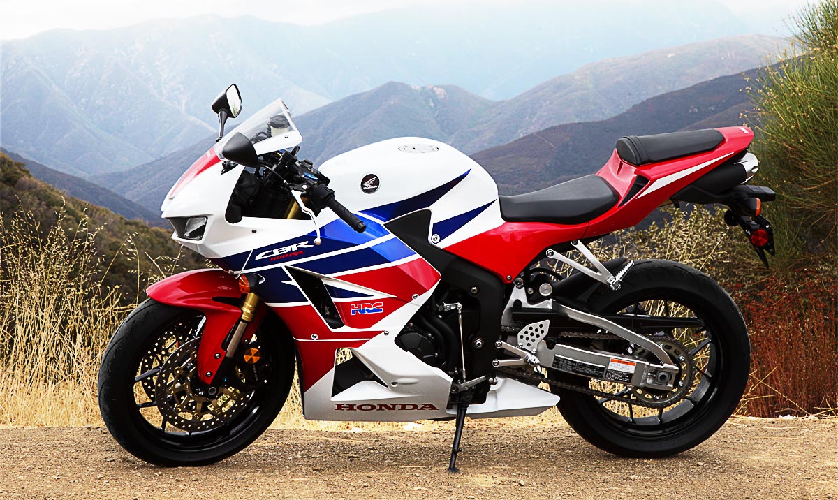 CBR600RR-01-1200x716.jpg