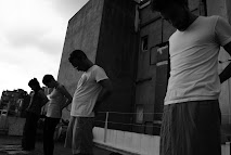 Rooftop Stretching. Agosto.Estiramientos al aire libre acompañados de té moruno.Click imagen.
