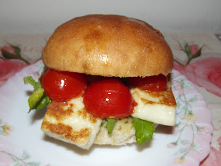 Rokalı Sandviç