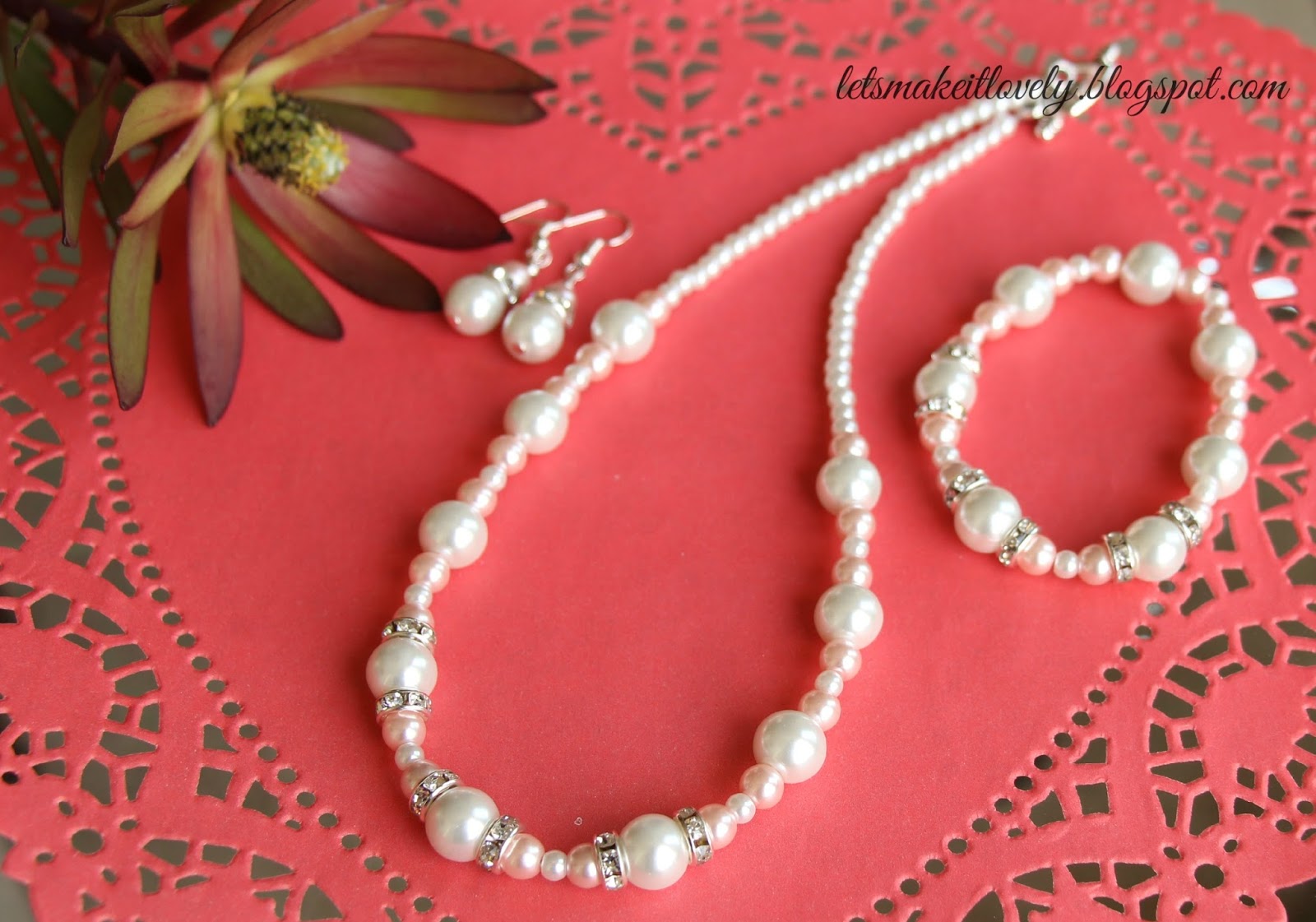 Let's make it lovely Bead NecklaceTutorial