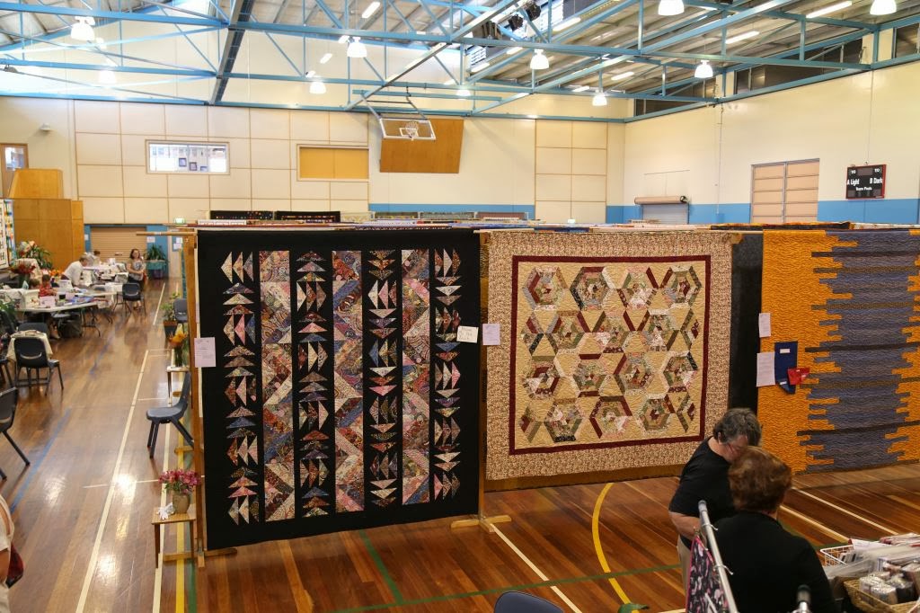 koolkat's quilting blog Toowoomba Quilt Show in full swing